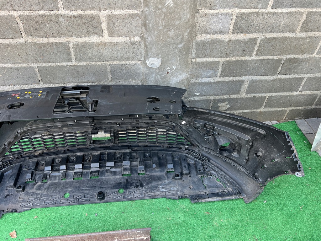 фото №11, Dacia sandero stepway iii 3 бампер перед