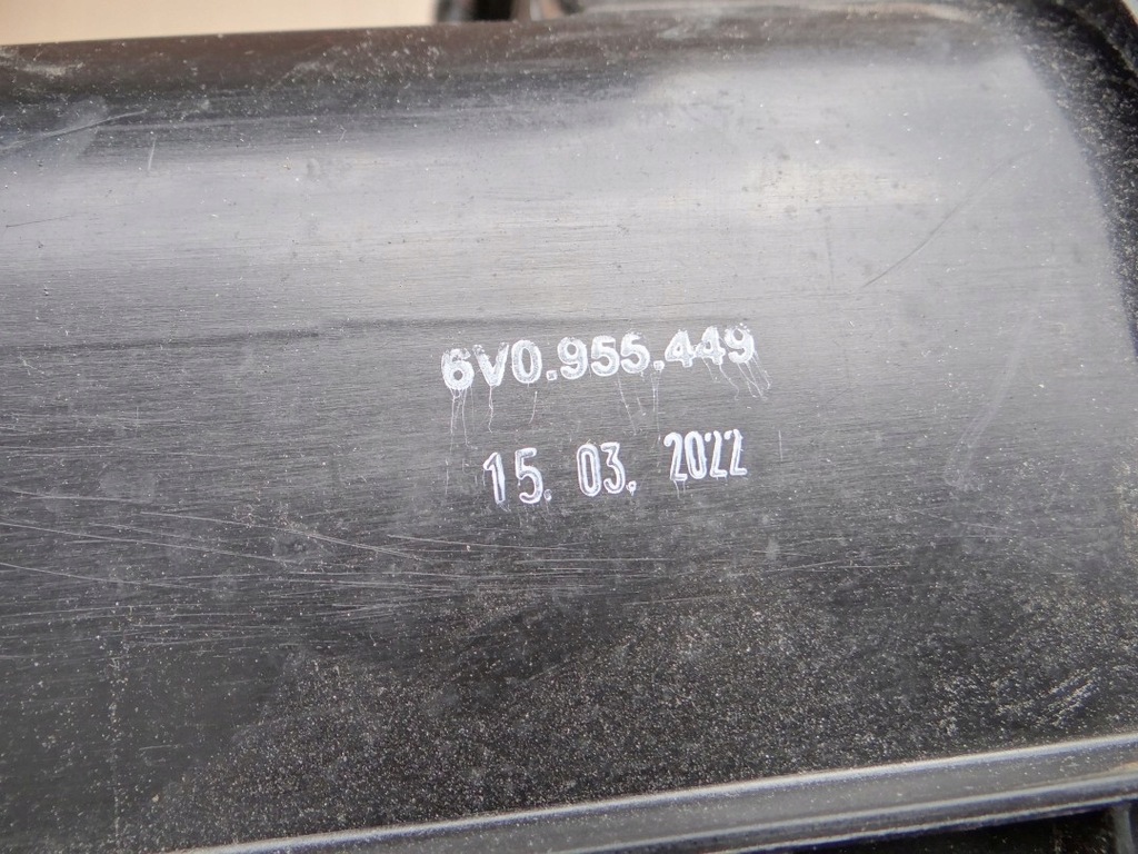 фото №11, Бак омывателя + трубка + крышка org skoda fabia 3 rapid 6r0955453d