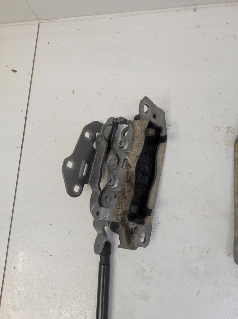 фото №5, Петля петли капот правый левый kpl mercedes cls w218 218 lift