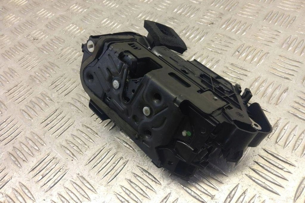 фото №7, Замок лівих передніх двері vw id.3 e11 5tc837015b electric 107kw 2021