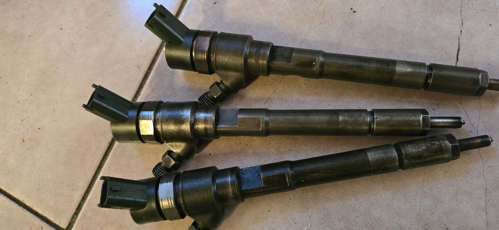 фото №1, Форсунка hyundai sonata tucson i30 0445110258