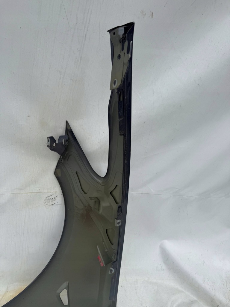 Tesla model 3 2017 3 крыло  правый  перед передний Цена