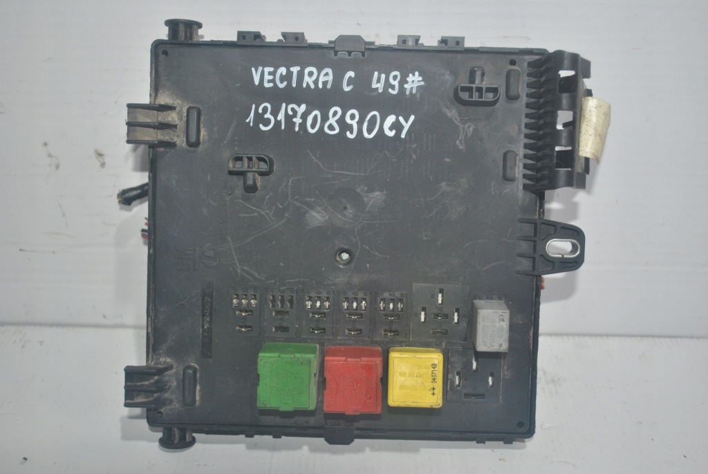 фото №1, Коробка предохранителей opel vectra c 13170890cy