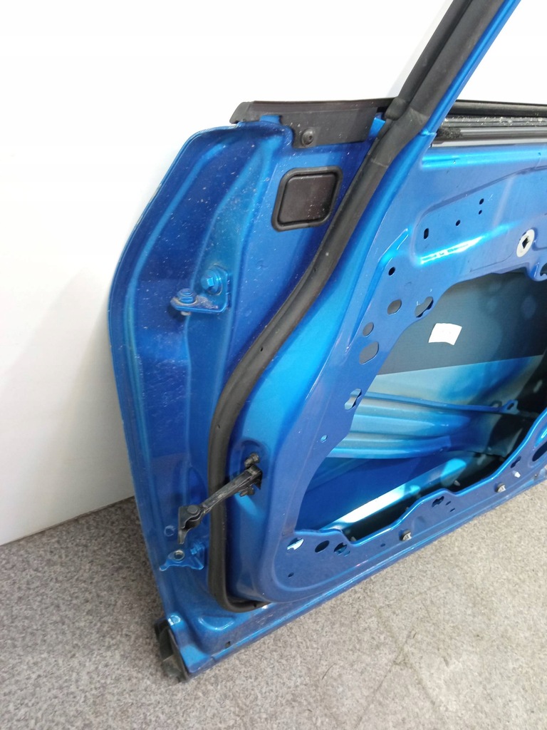 фото №9, Дверь правое перед il ford puma