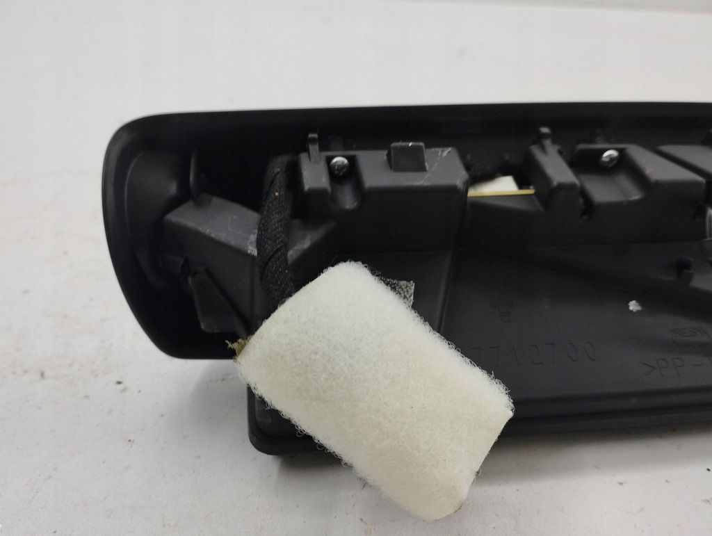 фото №7, Maserati quattroporte 2010 панели управление, переключатели