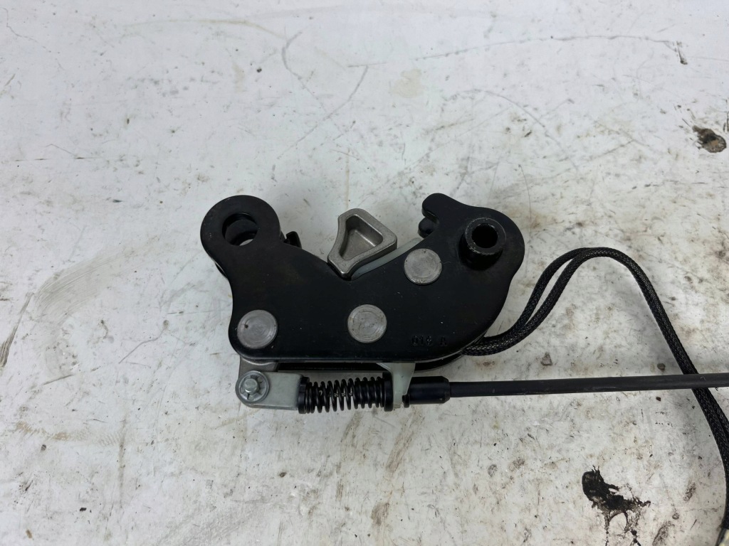 Другая часть салона tesla model x 16215n Киев