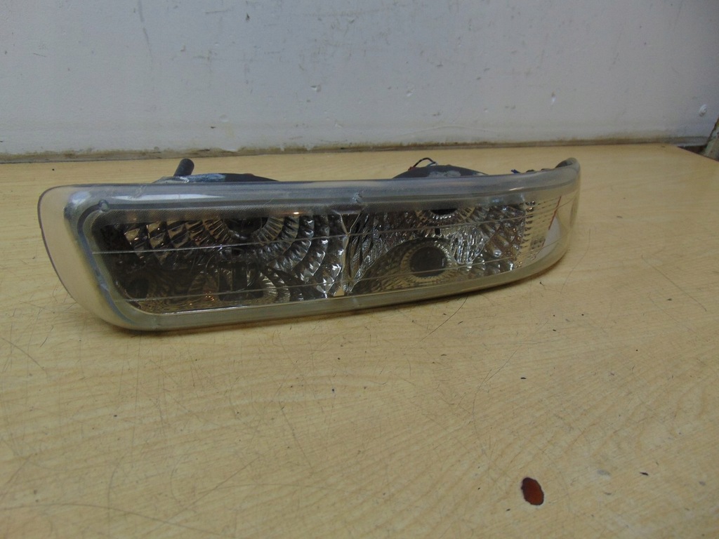 фото №6, Лампа поворотник поворотник правий chevrolet tahoe