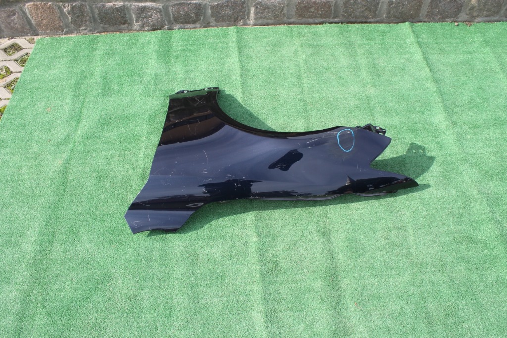 Lexus is 2013-2018 крыло  левое  передний оригинал Киев