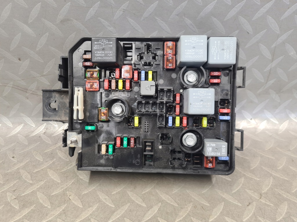 фото №1, Коробка блок управления bsi предохранителей pod капот opel adam 13469156