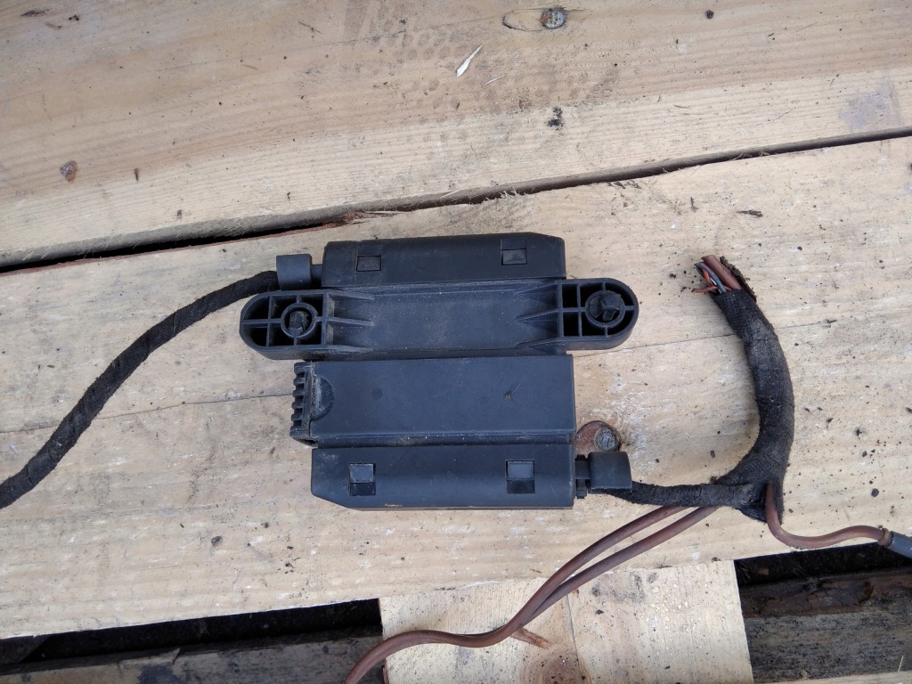 фото №1, Штекер opel zafira b блок керування бортовий комп'ютер 80032201