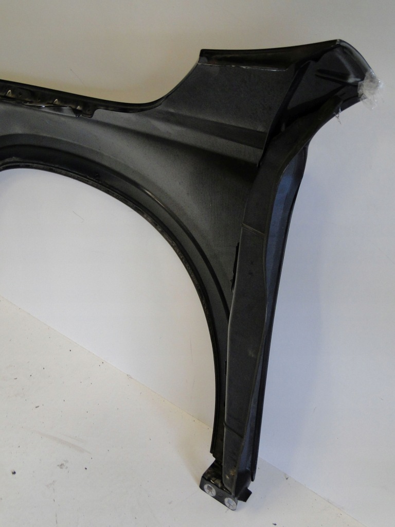 фото №14, Mercedes крыло передний правый перед молдинг 191 чёрный gla 156 x156