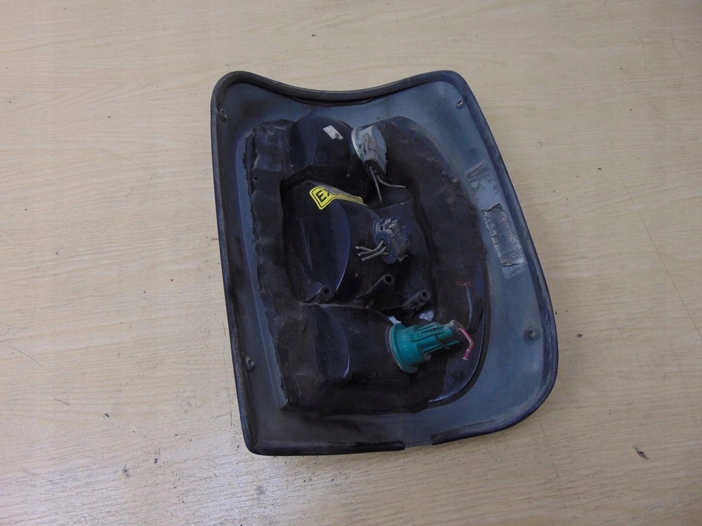 фото №7, Лампа левая задняя ford excursion explorer europa