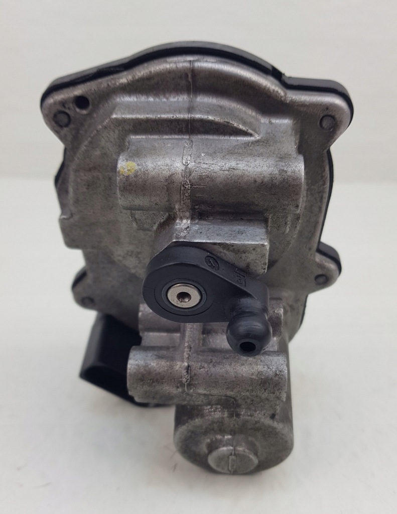 фото №4, Audi q7 4l 3.0 tdi регулятор колектор 059129086k