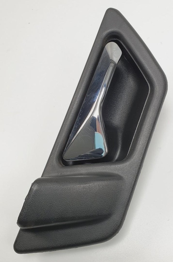 Купить Ручка дверь правая mercedes w124 1247600261