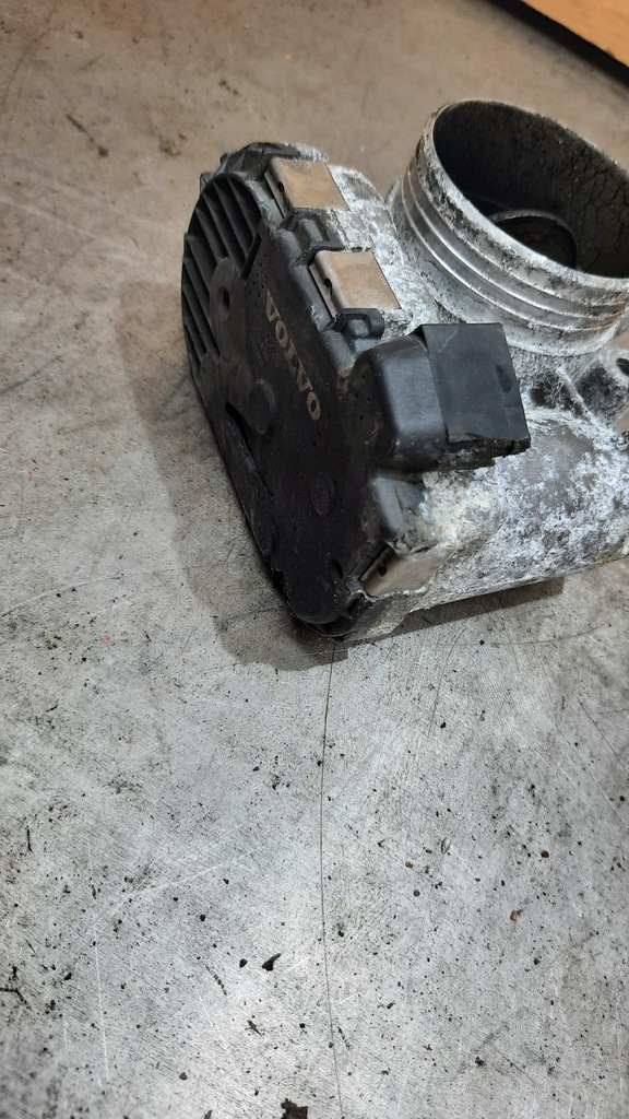 фото №4, Дроссельная заслонка 8692720 volvo xc70 ii 2.4 d5