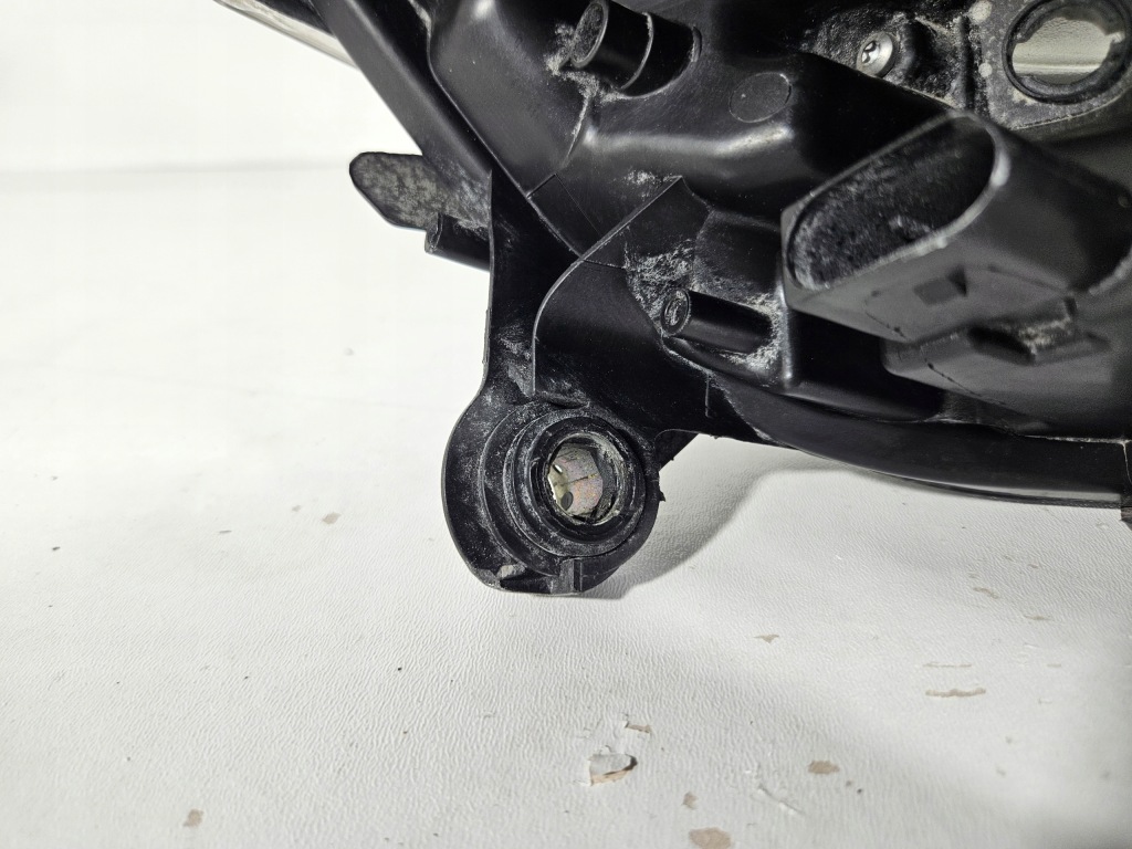 Лампа ліва перед передня mercedes ml w164 164 рестайлінг  ксенон поворотна cala eu Доставка