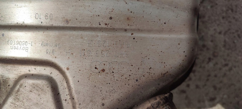 Audi q5 гаситель конечный 2.0 tdi 8r0253611h в Украине