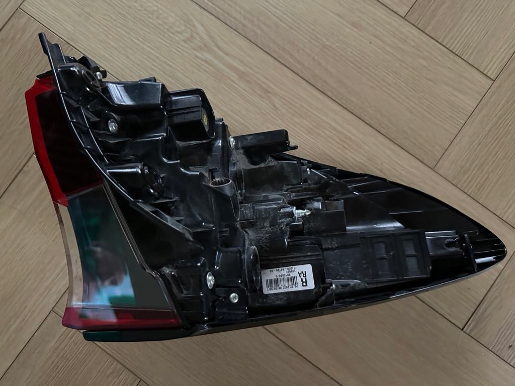 фото №6, Toyota c-hr chr lift лампа задня задня права 81550-f4120-00