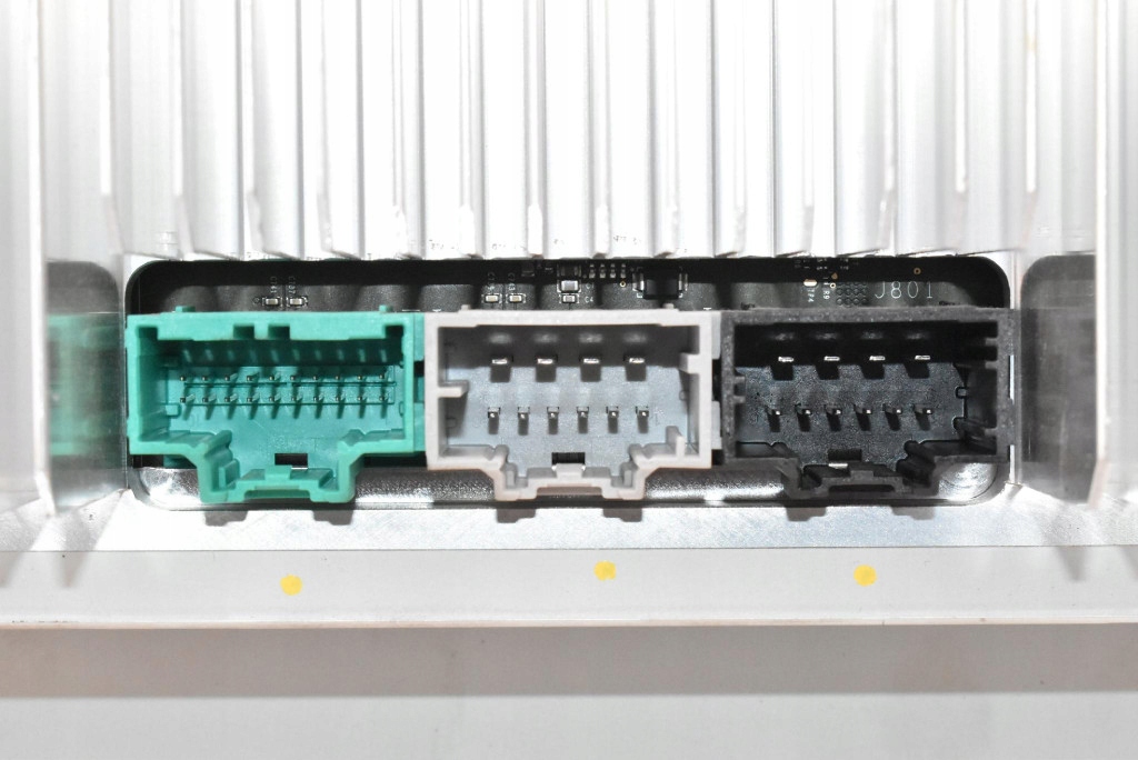 Дисплей центральный 1450737-00-b tesla model s рестайлинг  16-21 Киев