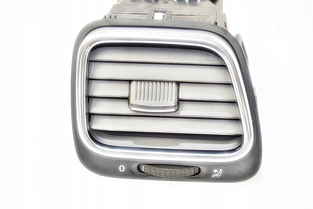 фото №9, Scirocco eos правая решётка консоли 1q0819704k nowa