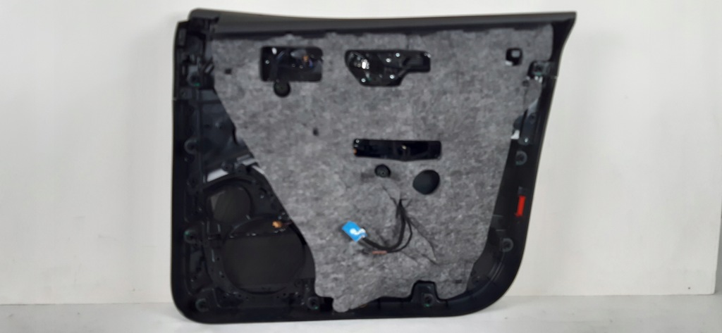 фото №7, Audi q8 обшивка дверь левый перед 4m8.868.017