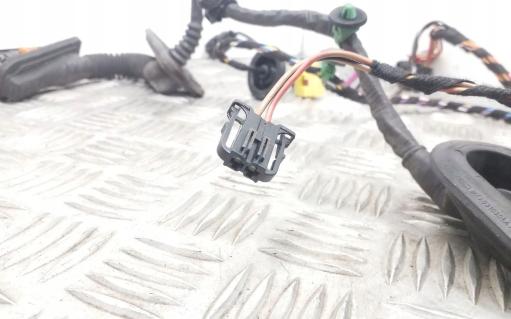 2010 volkswagen tiguan жгут дверь передних 5n2971121c Киев