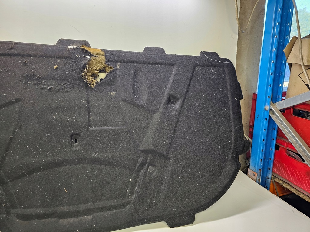 фото №8, Шумоизоляция капот audi a5 8t 8t0863825