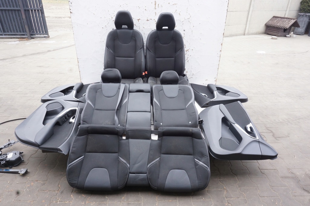 фото №1, Сиденья volvo v40 2 ii