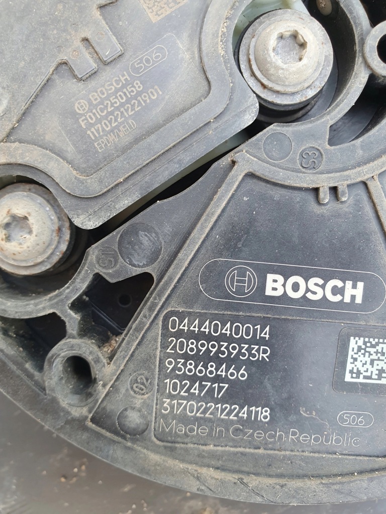 Renault trafic 1.6 dci opel vivaro 1.6 cdi бак adblue 8v41-ab Недорого