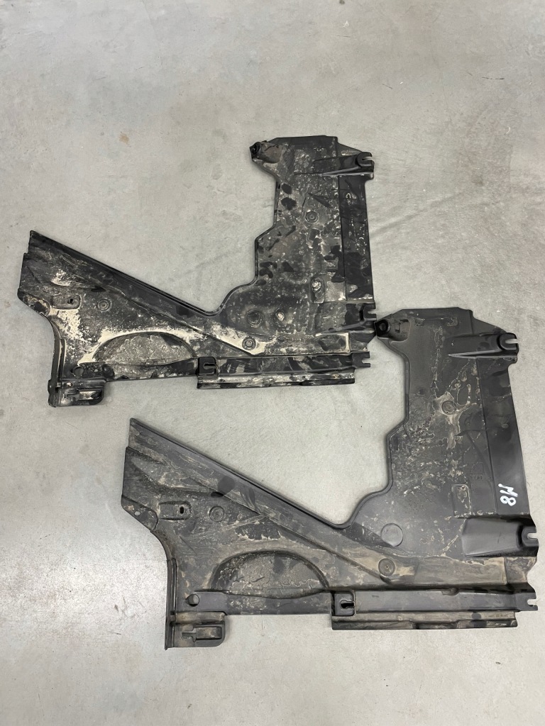 фото №1, Плита захист підвіска a5 8w оригінал 8w8825216