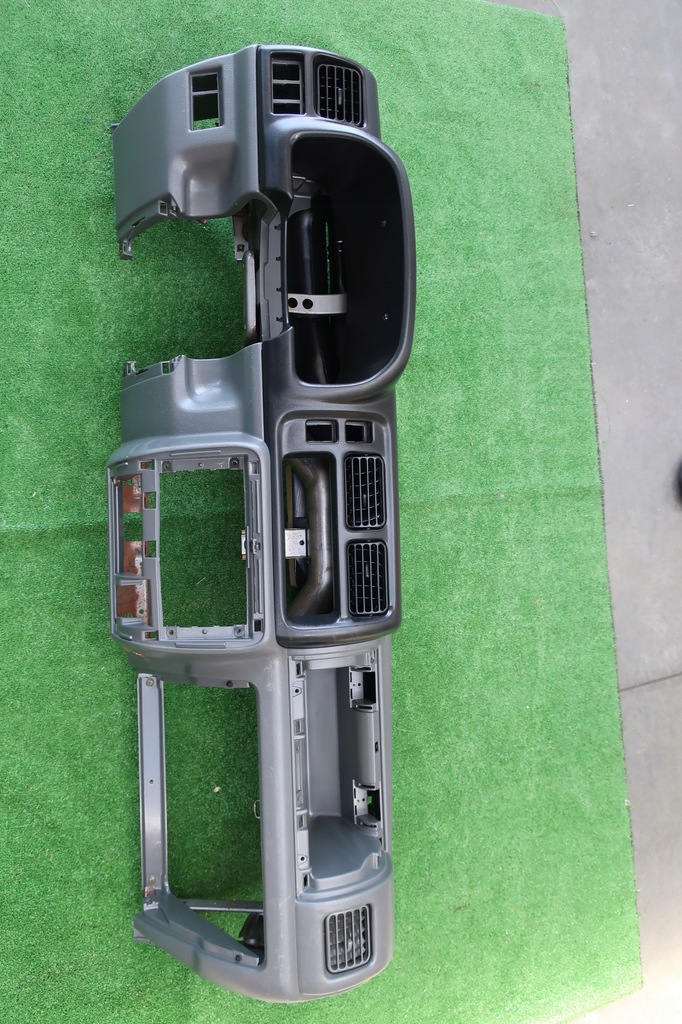 фото №5, Приборная панель приборная панель каркас suzuki jimny бензин дизель 2003r