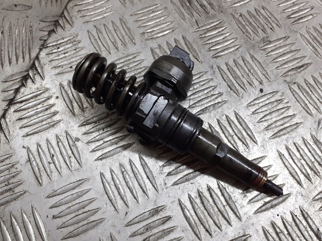 фото №1, Насос-форсунка skoda octavia 045130073t