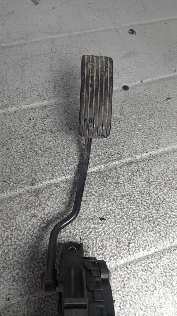 фото №4, Потенциометр газа volvo v40 1.9dci kombi