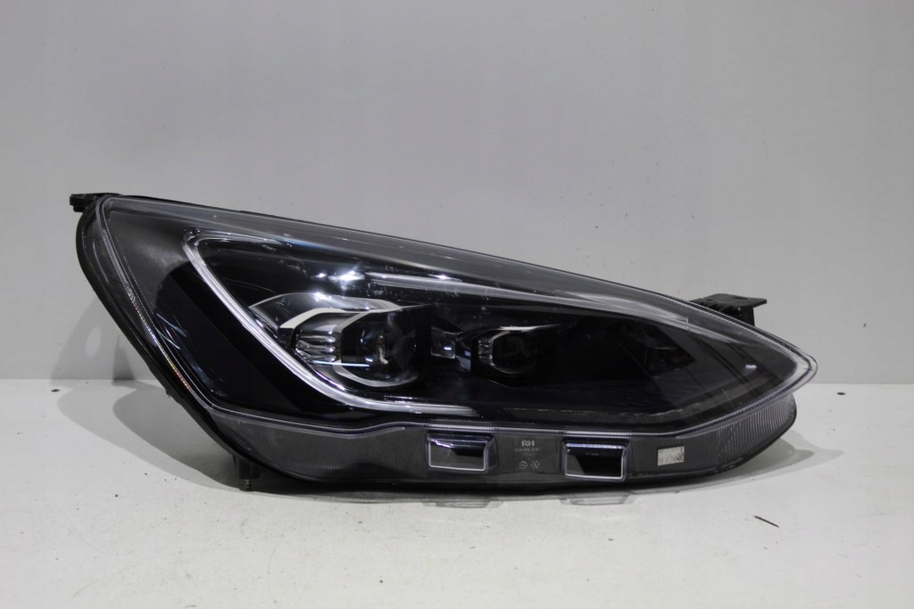 фото №1, Ford focus mk4 full led правый идеальное состояние +модуль