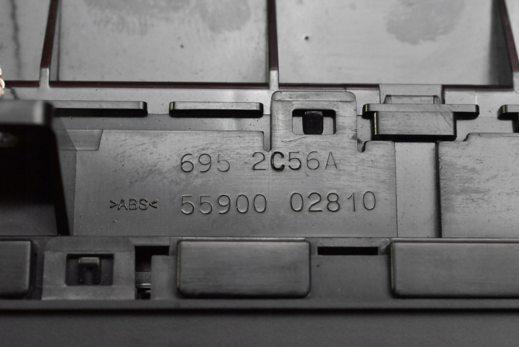 фото №9, Панель управление обдув кондиционер 55900-02810 toyota auris ii e18 lift 15-18