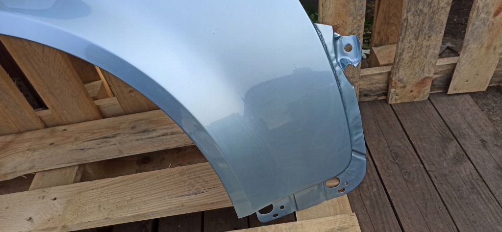 Крыло  правый  перед audi a4 b6 ly5j оцинкованный  масса антикоррозийная Недорого