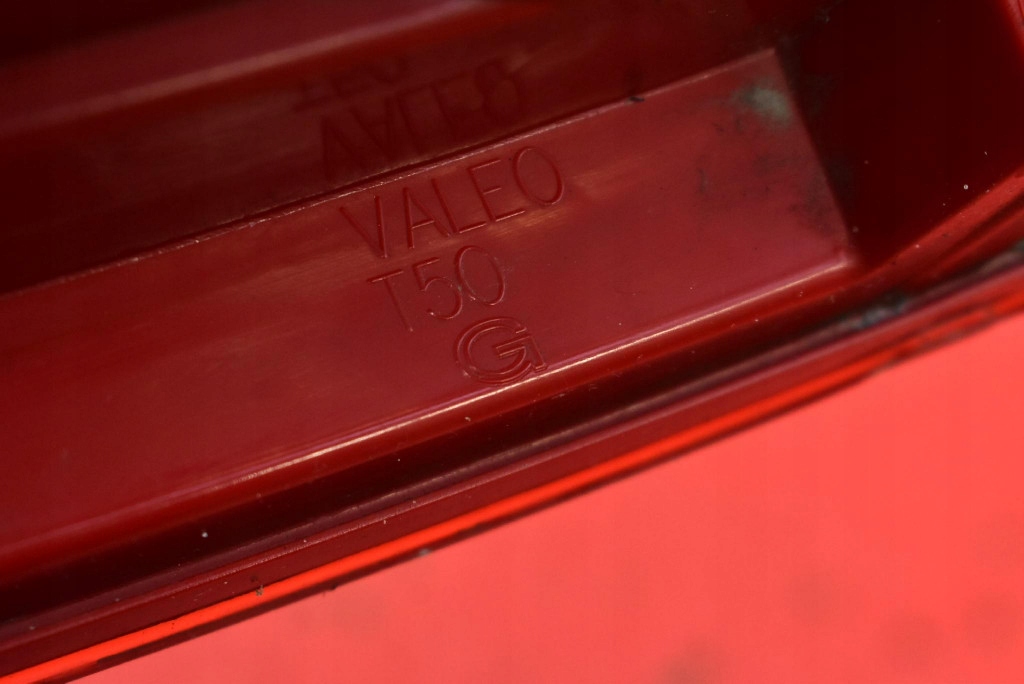 фото №8, Лампа права задня задня peugeot 307 5d hb 01-05