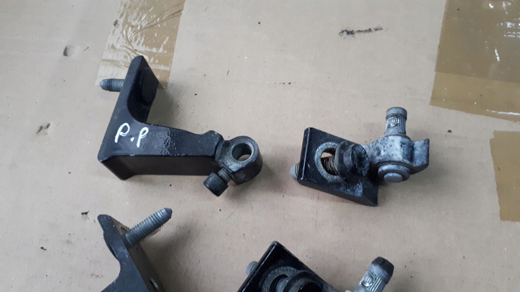 фото №8, A4 b9 8w петля петли дверь правый перед ly9t