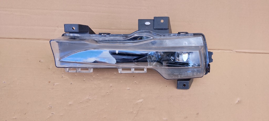 Купить Фара противотуманная фара led drl правый tesla model 3 y 1507933-00-c оригинал