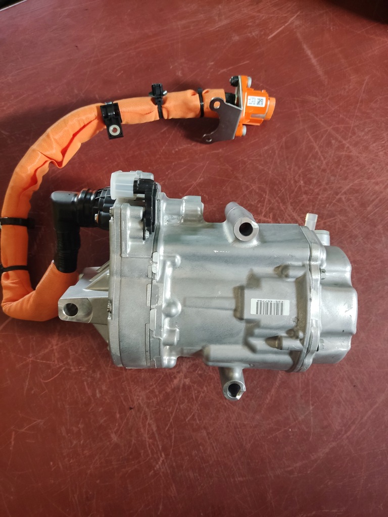 фото №5, Компрессор кондиционера renault 926002618r nowa