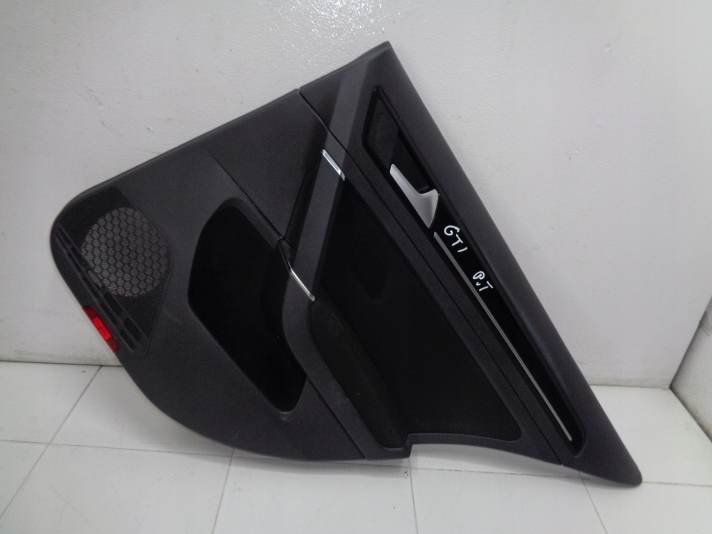 фото №1, Vw golf vii оббивка обшивка двері правий задня gti