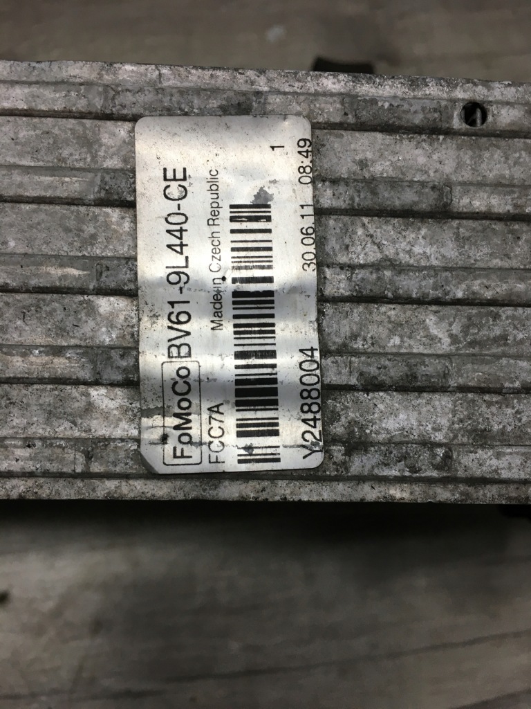 Ford focus mk3 c-max mk2 1.6 tdci интеркулер Недорого