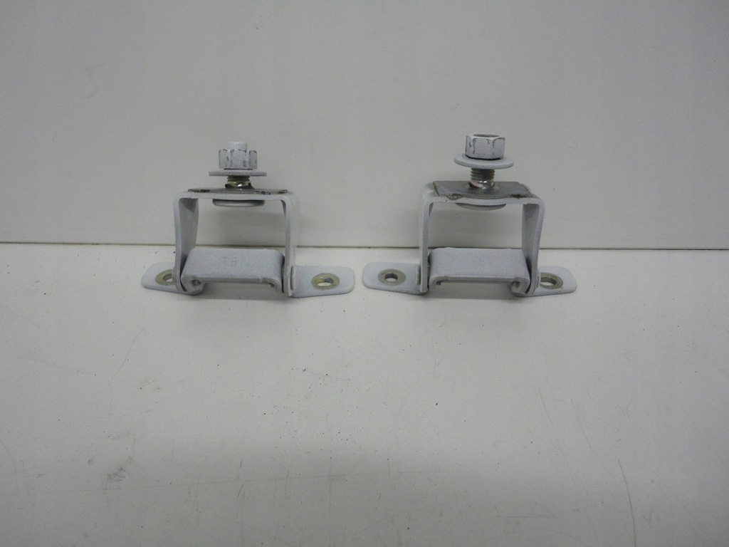 фото №1, Петлі кришки багажника задня hyundai i20 ii 17r