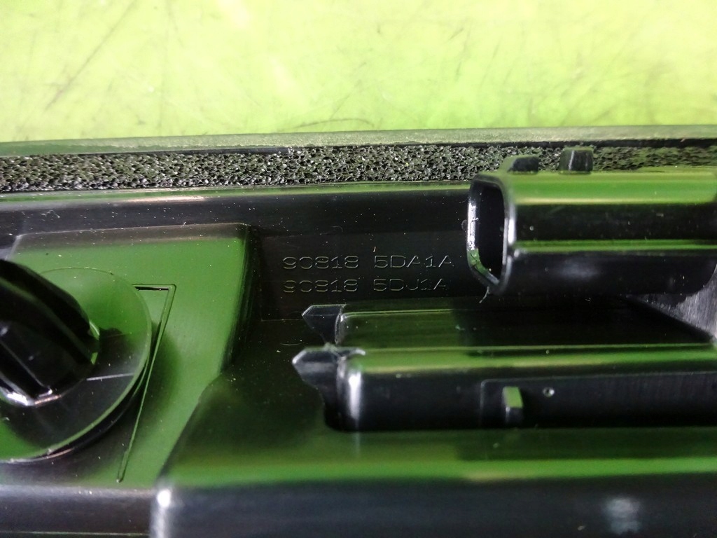 фото №7, Молдинг крышки infiniti q30 накладка 2018r z11g