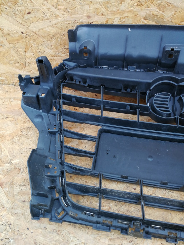 фото №11, Audi a3 8v 13- решітка радіатора решітка решітка радіатора бампера передній 8v3853651