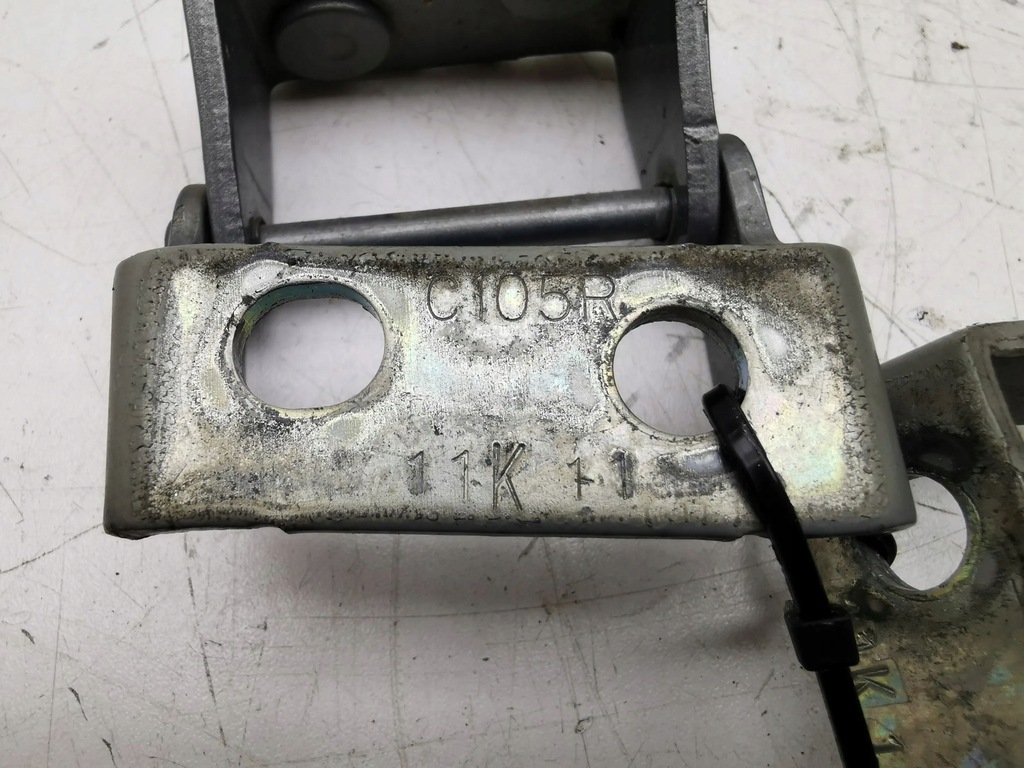 фото №8, Opel antara 2012 петлі двері задніх вантажних c105r