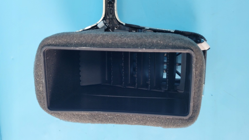 Kia sorento iv 23r решётка решётки обдув 84740-p2100 Оригинал