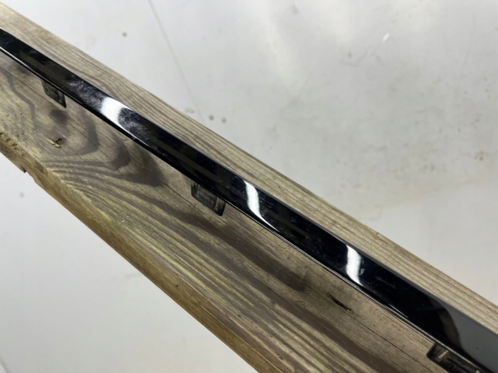 Накладка поріг panamera iii 972 976 23r.- права молдинг поріг зовнішня Ціна