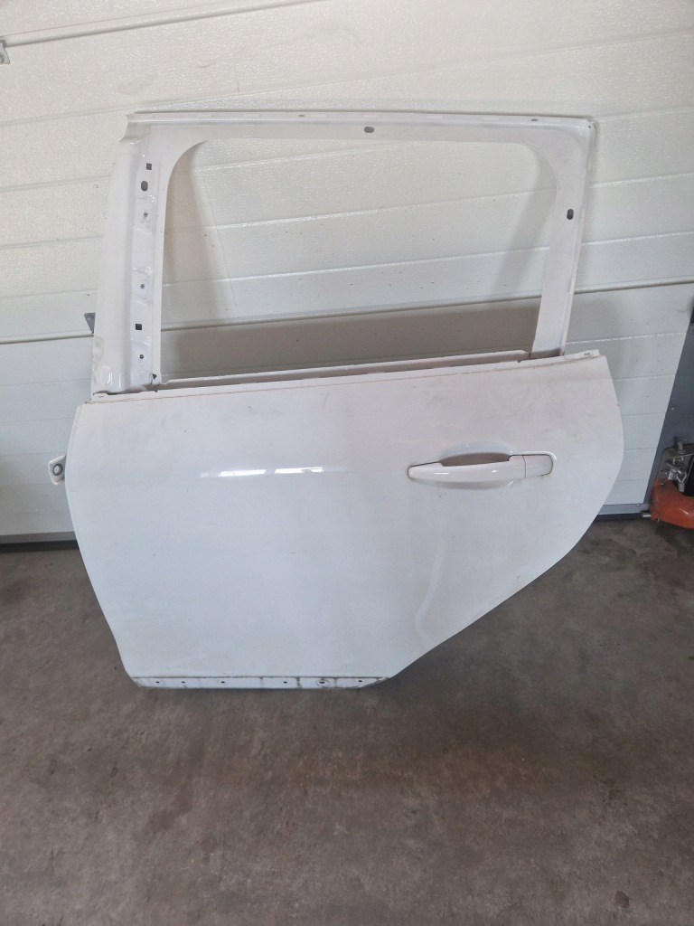 фото №2, Peugeot 2008 i двері задні ліва ewp