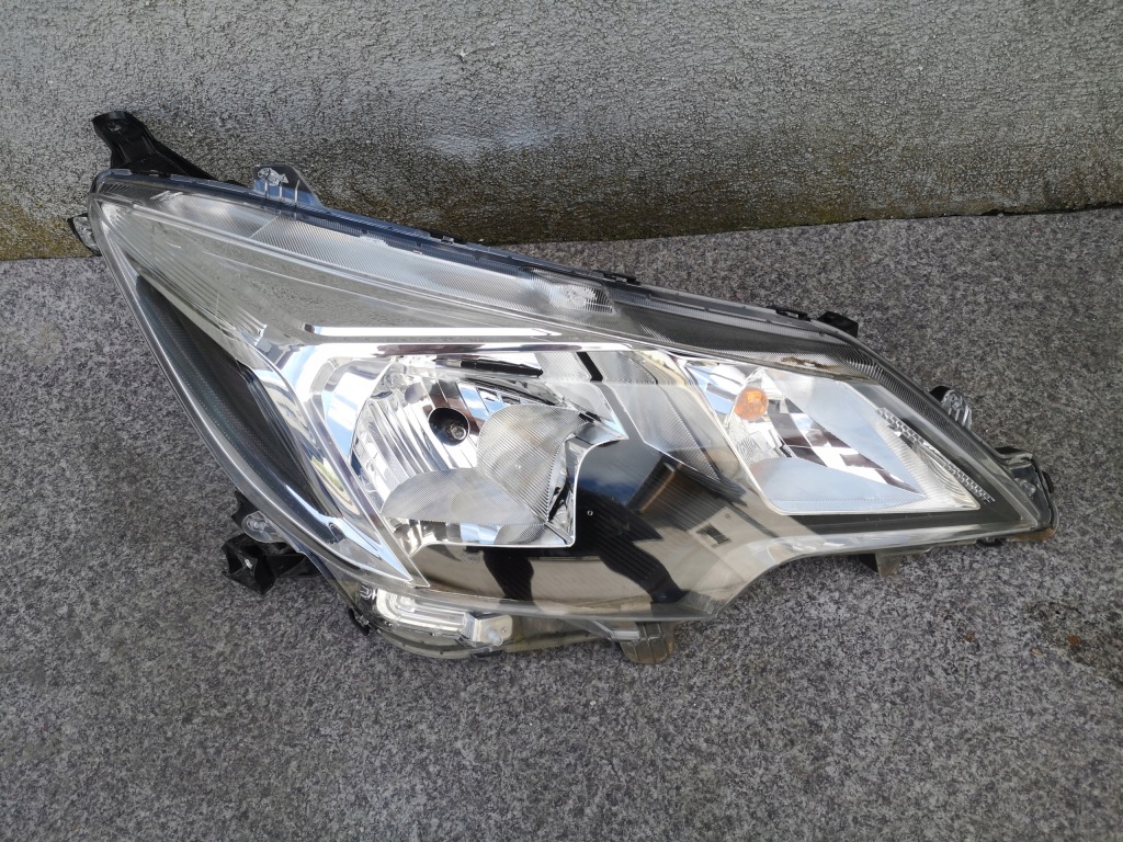 Купити Mitsubishi space star 2 ii рестайлінг  iii 19- лампа права